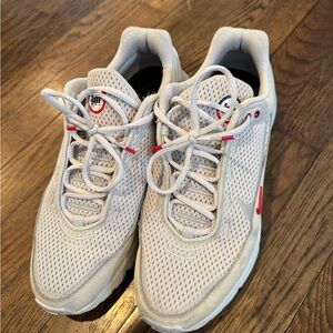 Nike Athletic Shoes in White and Red